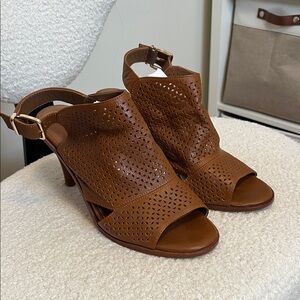 ANTONIO MELANI Tan Women's Heels